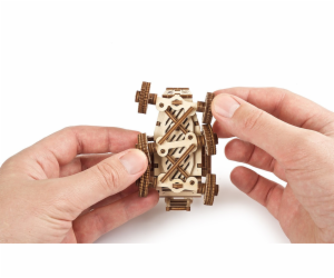 Ugears 3D dřevěné mechanické puzzle Bugina z Marsu