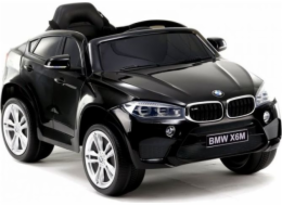  sportovní vůz BMW X6 na baterie v černém laku